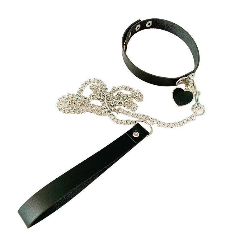 Velora Heart Collar & Chain Leash Set view 6